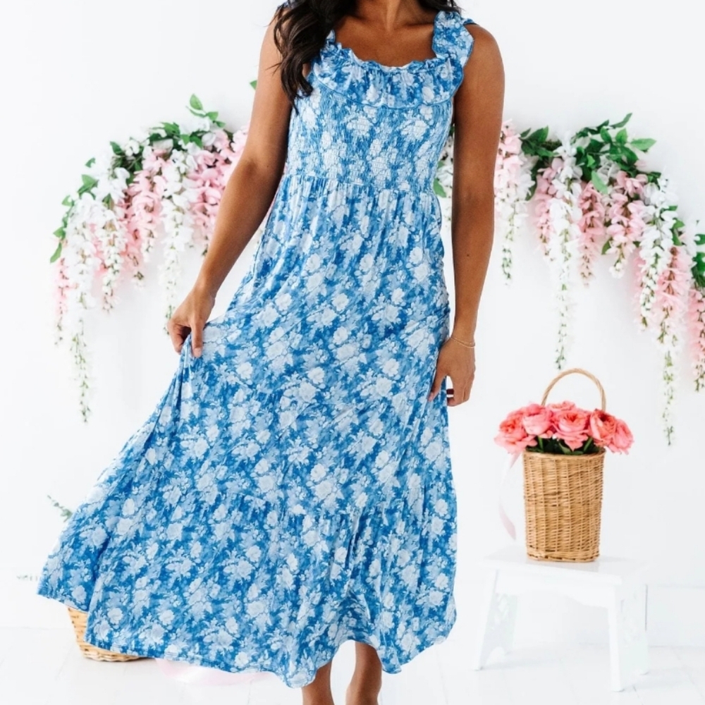 BNWT Bums & Roses Womens Dress - Southern Rose